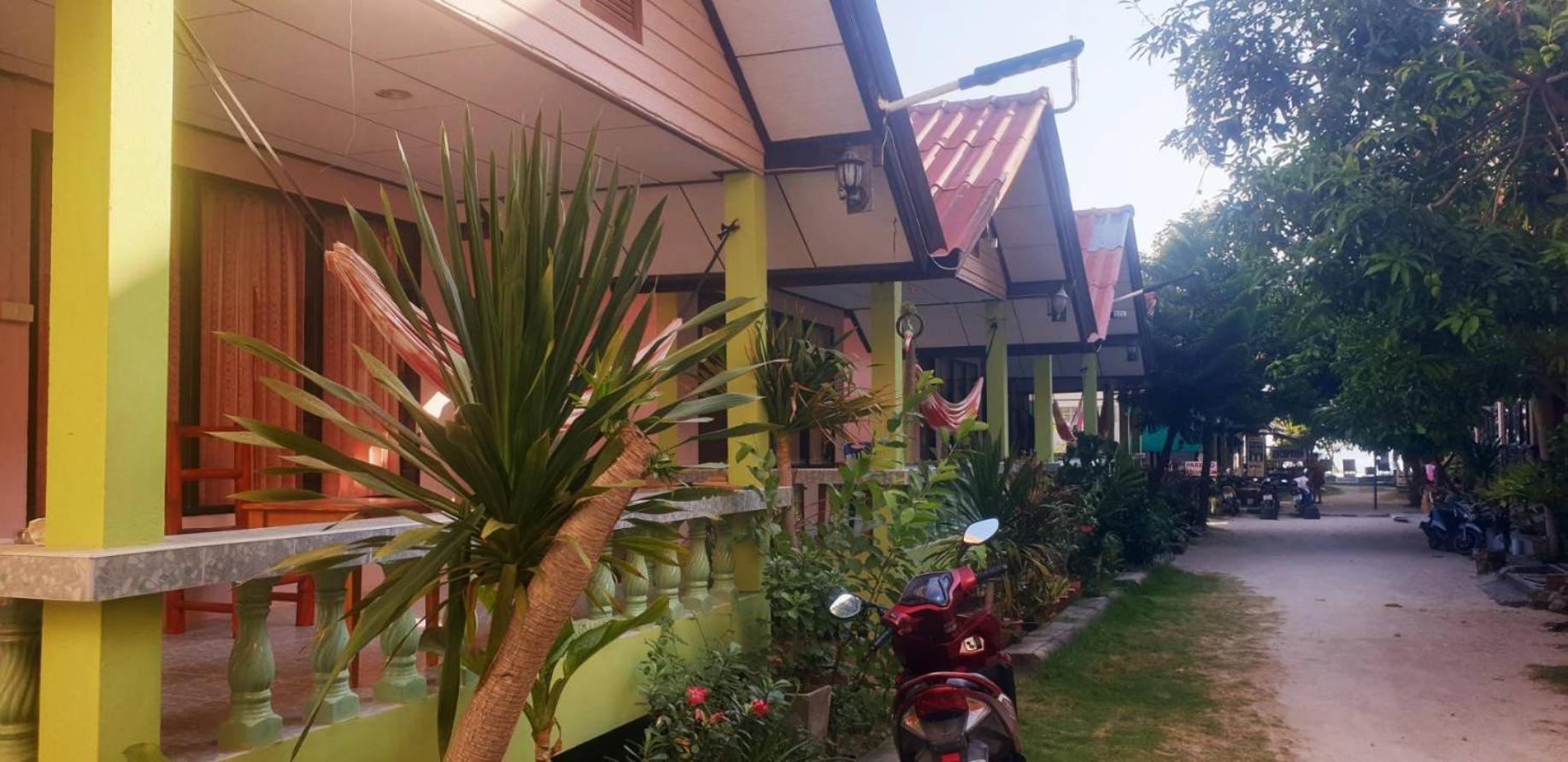 Black & White Bungalows Haad Rin Ngoại thất bức ảnh