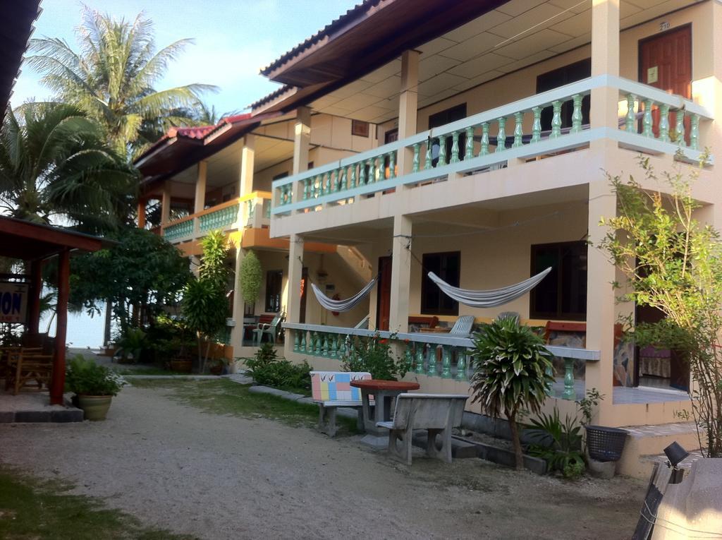 Black & White Bungalows Haad Rin Ngoại thất bức ảnh